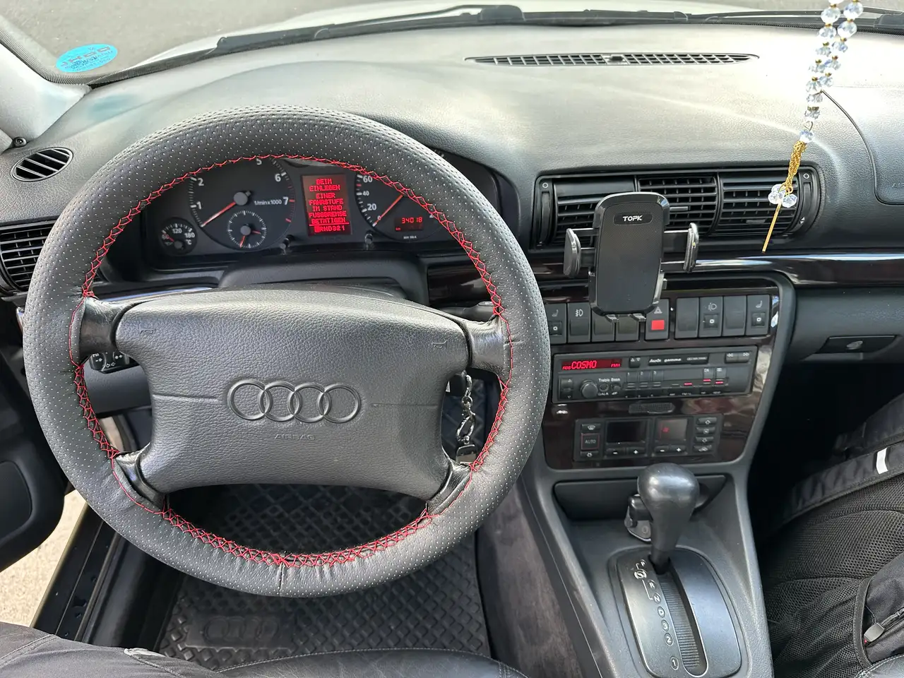 Audi A4 1.8, foto 10