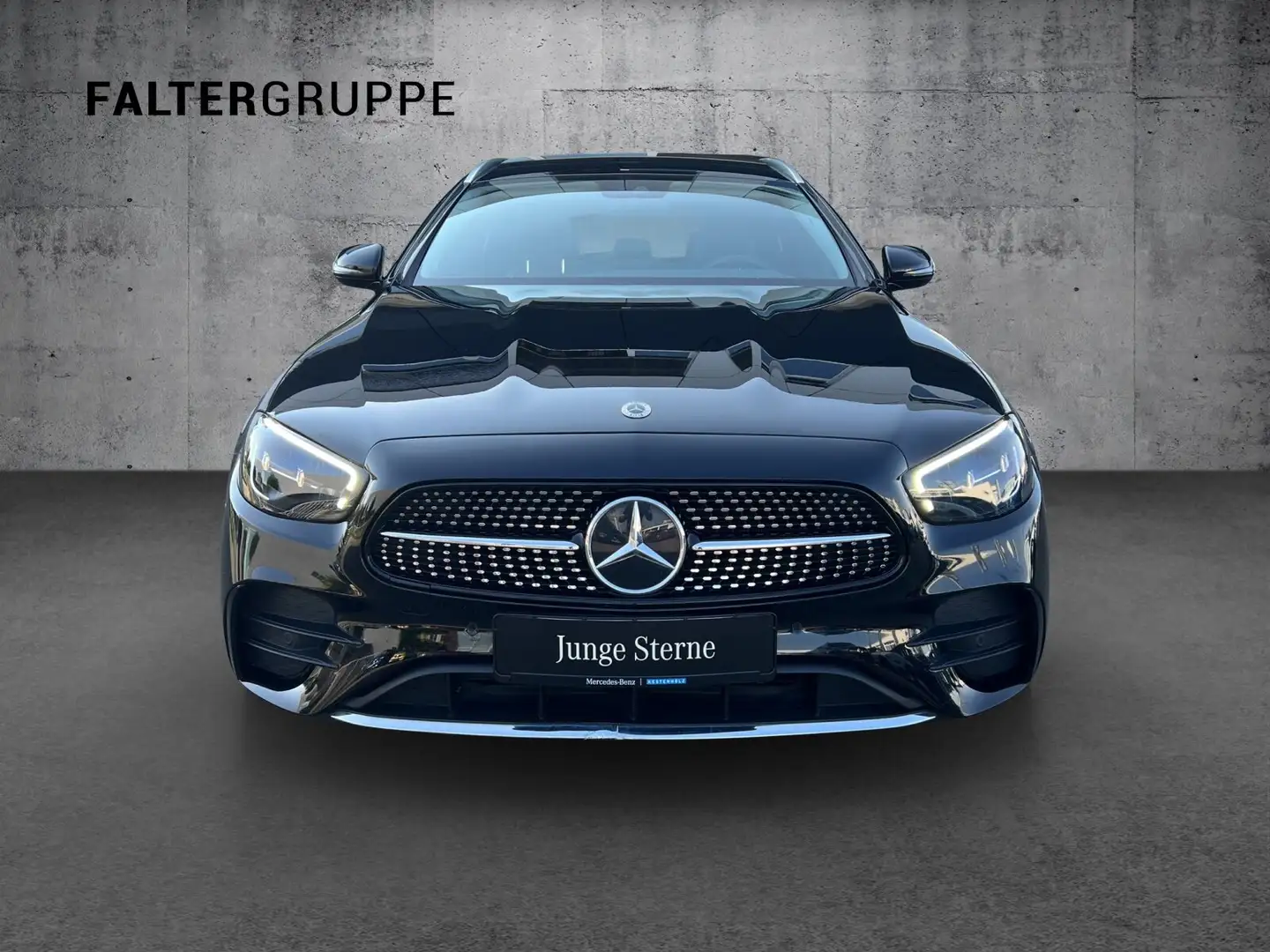 Mercedes-Benz E 300 E 300 d T 4M AMG+PANO+KAMERA+AMBI+EASYP+SHZ+LED Nero - 2