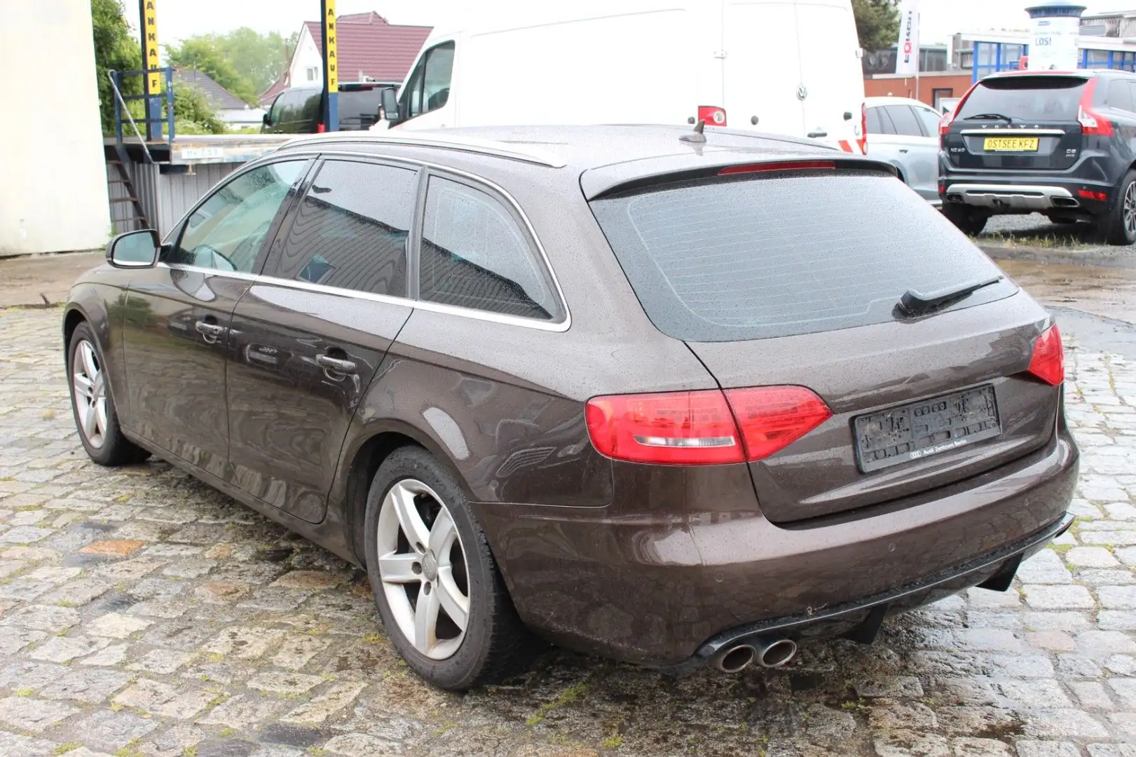Audi A4 Avant Ambiente quattro Leder Xenon-Plus LED Hnědá - 2