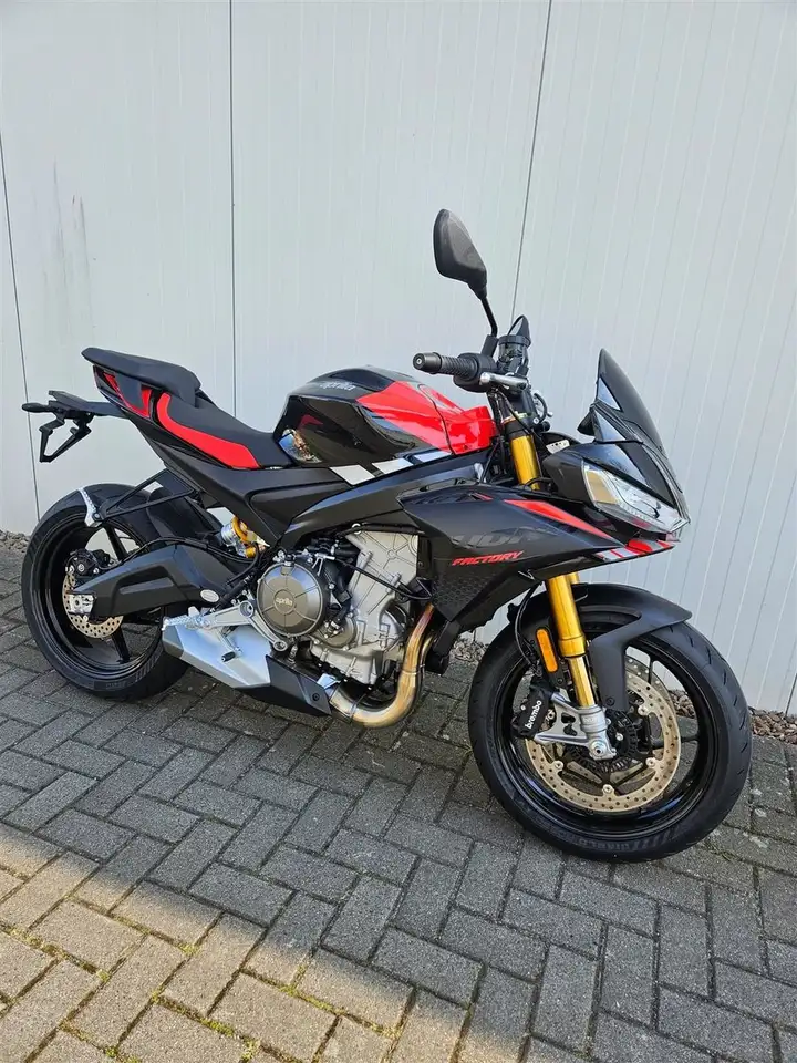 Aprilia Tuono