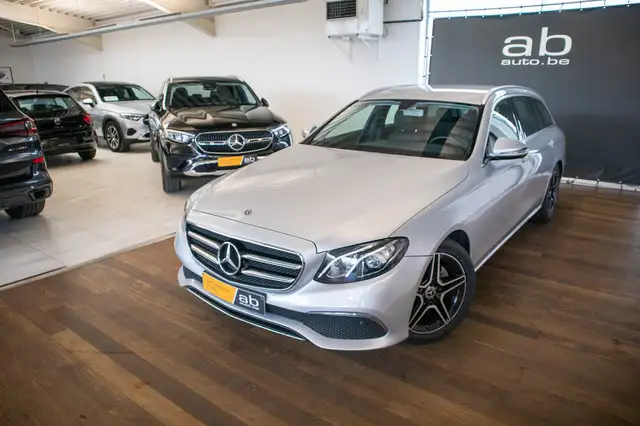 Mercedes-Benz E Class view 2