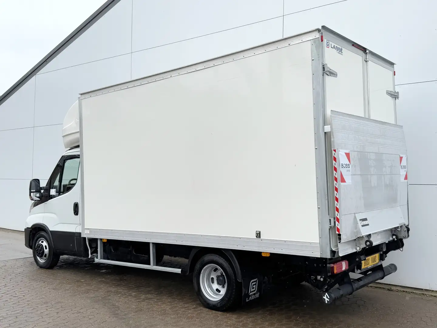 Iveco Daily 35C16 3.0L Laadklep Dubbellucht Climate Control Cr Wit - 2