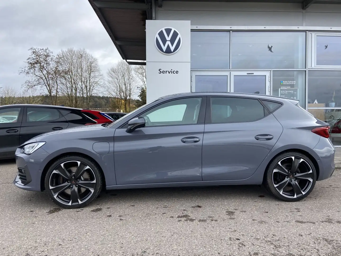 CUPRA Leon 1.4 TSI DSG eHybrid 19"+NAVI-PRO+LED+PANORA Grau - 2