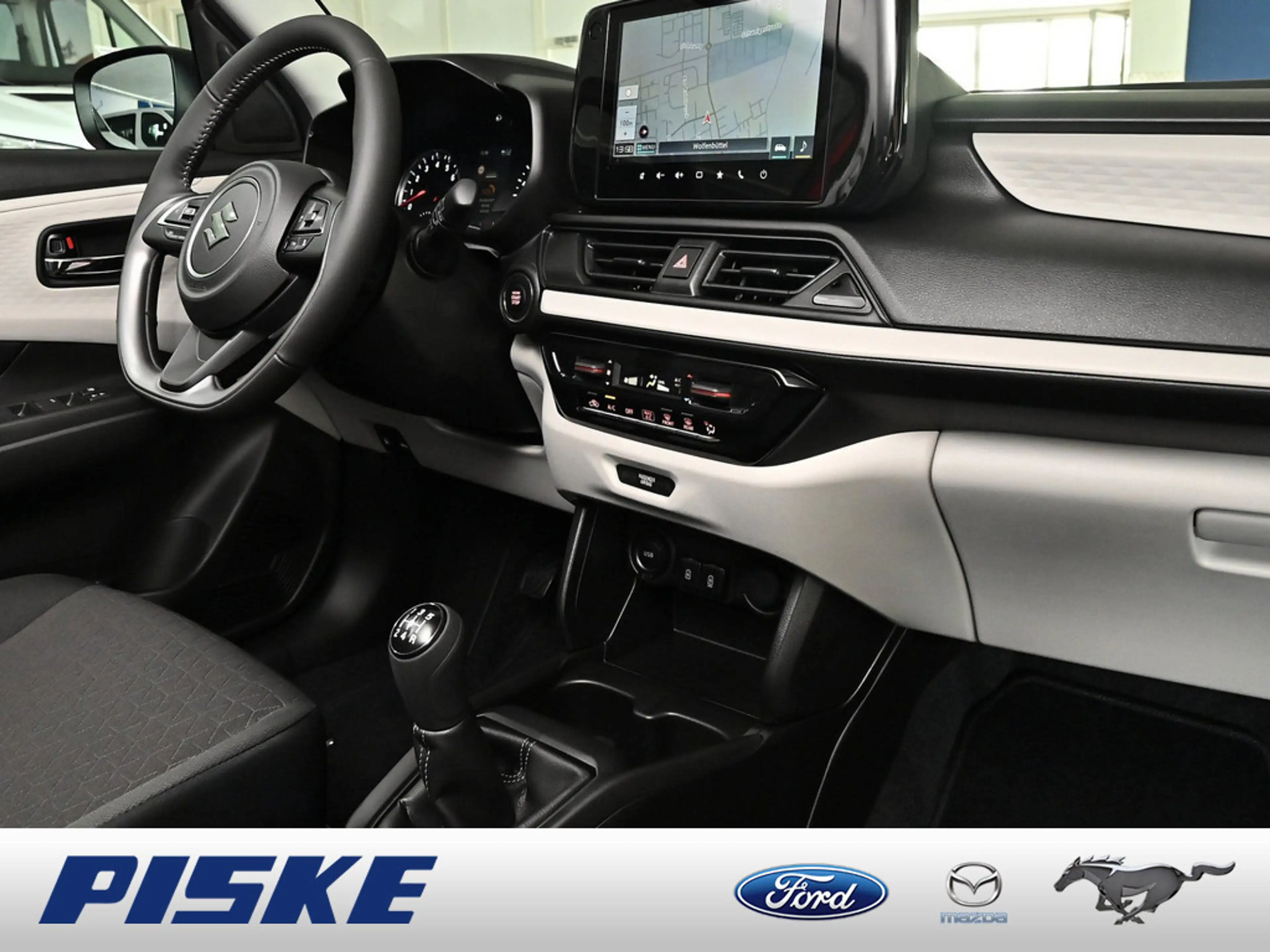 Suzuki Swift Comfort PDC SHZ KAMERA NAVI ACC LED — photo 7