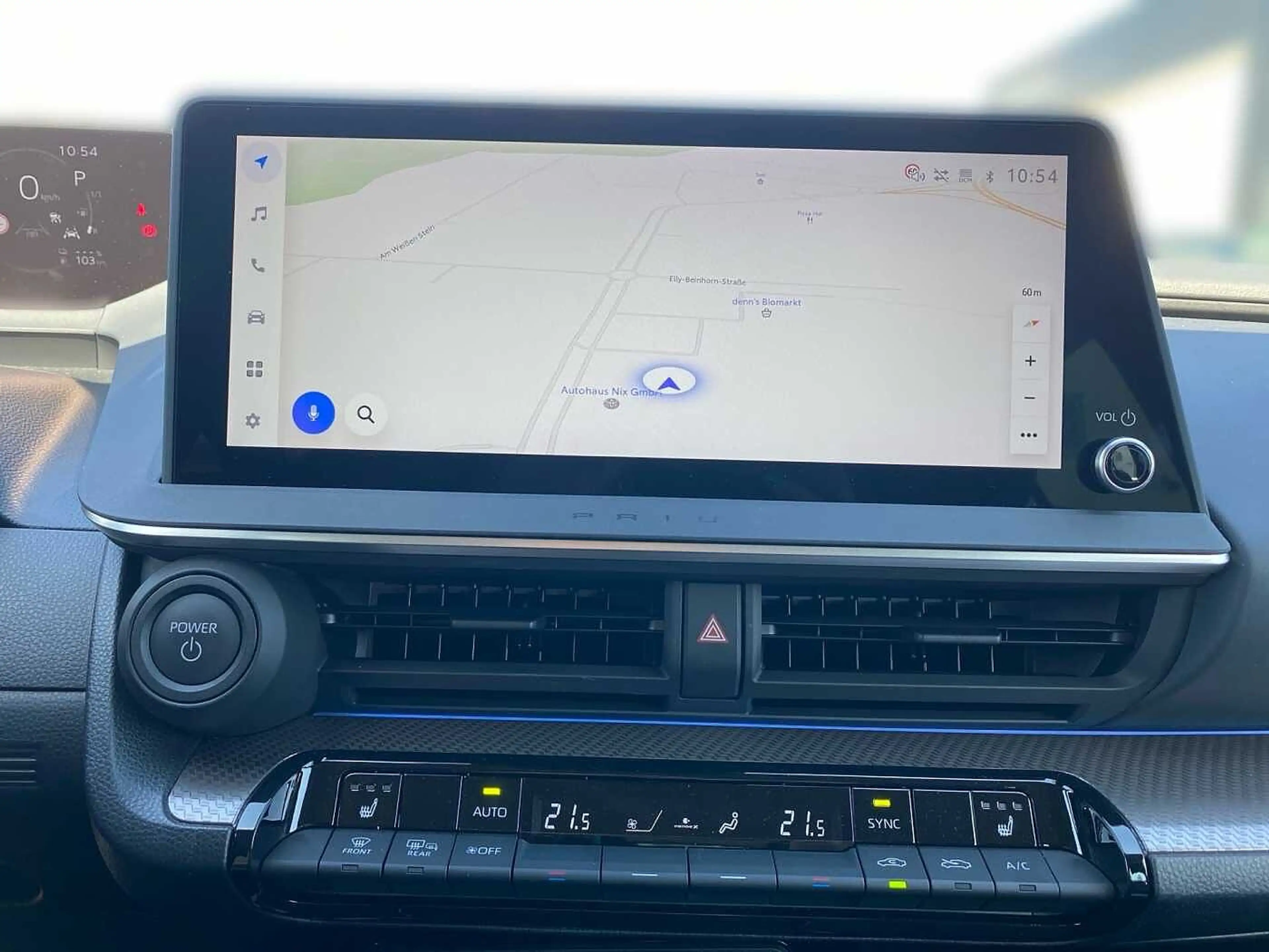 Toyota Prius 2.0 Plug-In Hybrid Executive — photo 12
