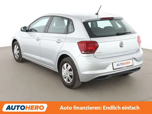 Volkswagen Polo view 4