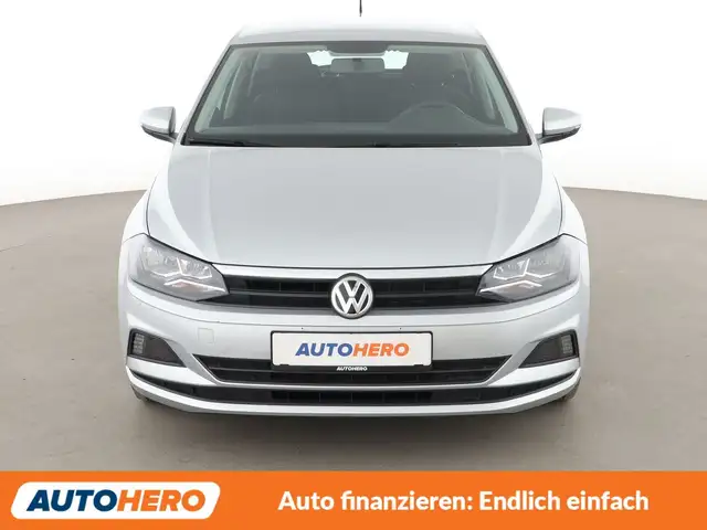 Volkswagen Polo view 9