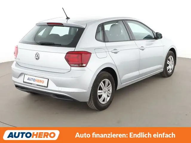 Volkswagen Polo view 6