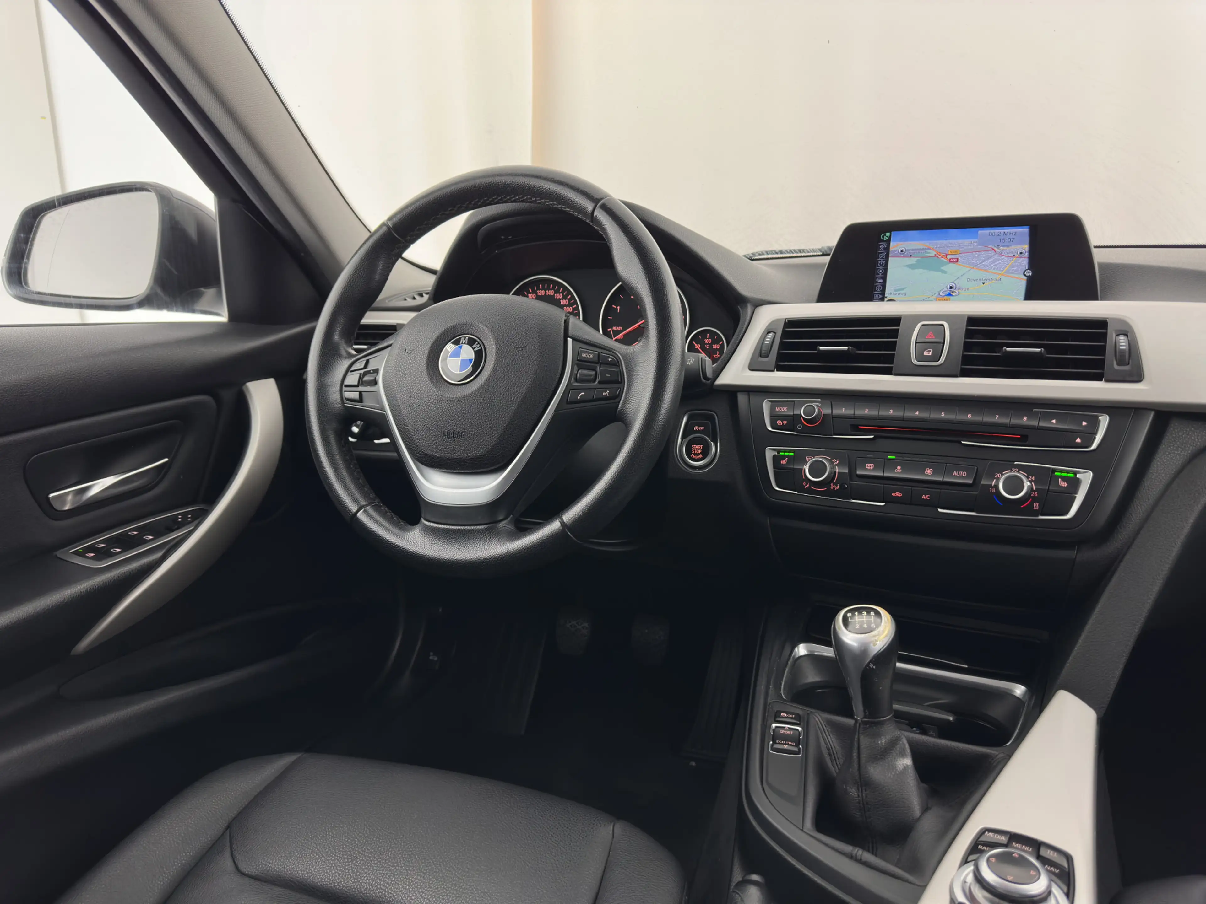 BMW 316 3-serie Touring 316d High Executive *FULL-LEATHER — photo 7