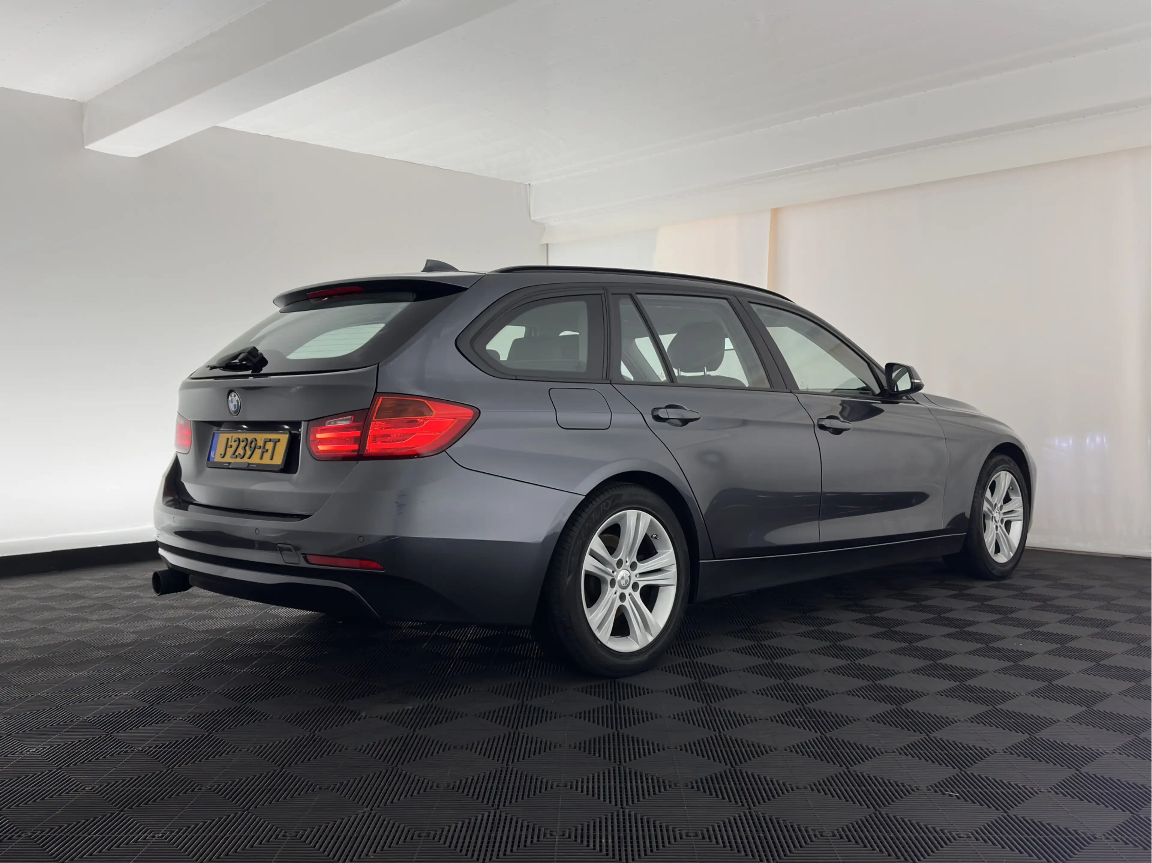 BMW 316 3-serie Touring 316d High Executive *FULL-LEATHER — photo 6