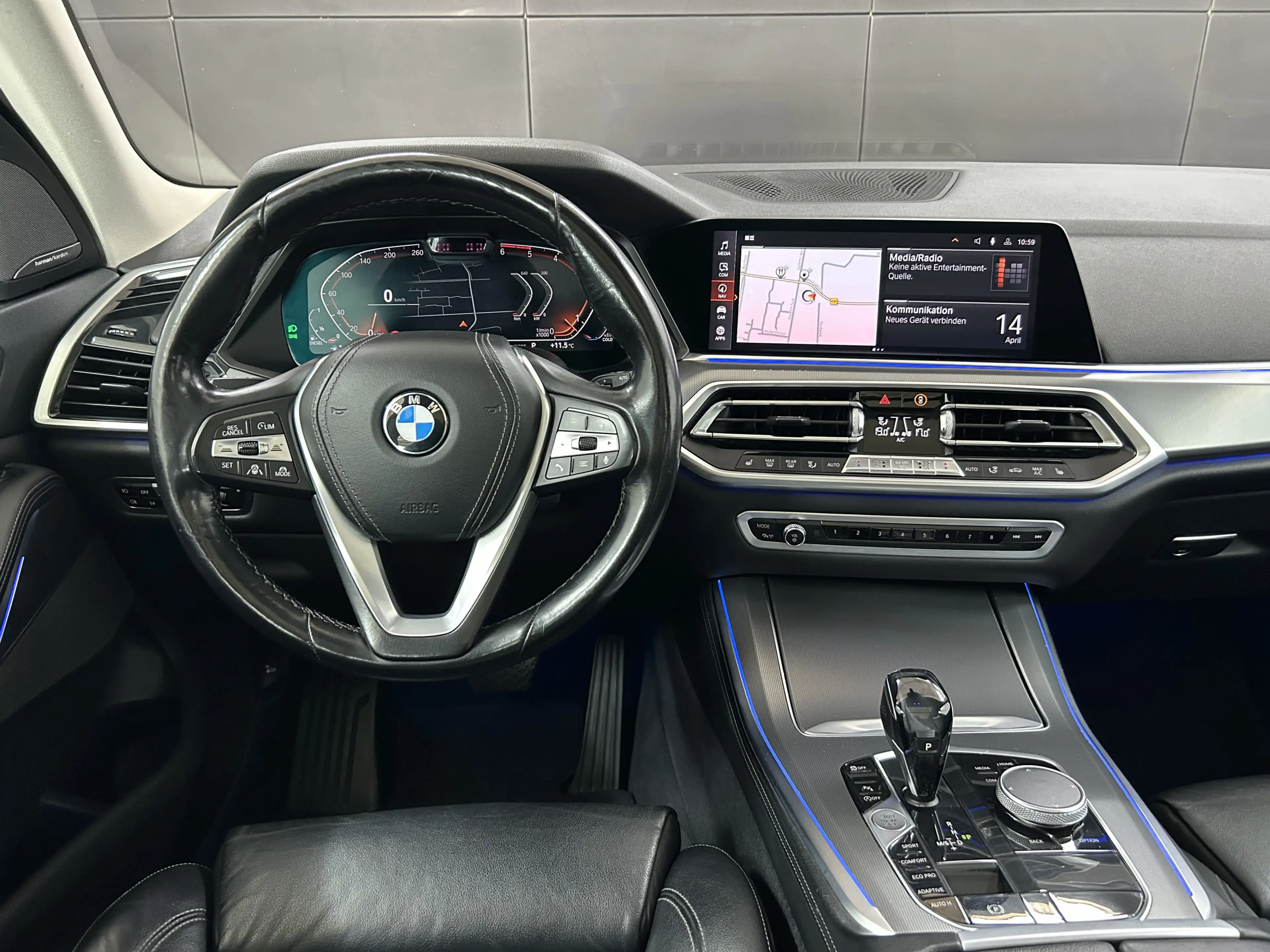 BMW X5 xDrive 30d+AHK+Leder+Pano+Temp+Kam+Ambi+LED — photo 12