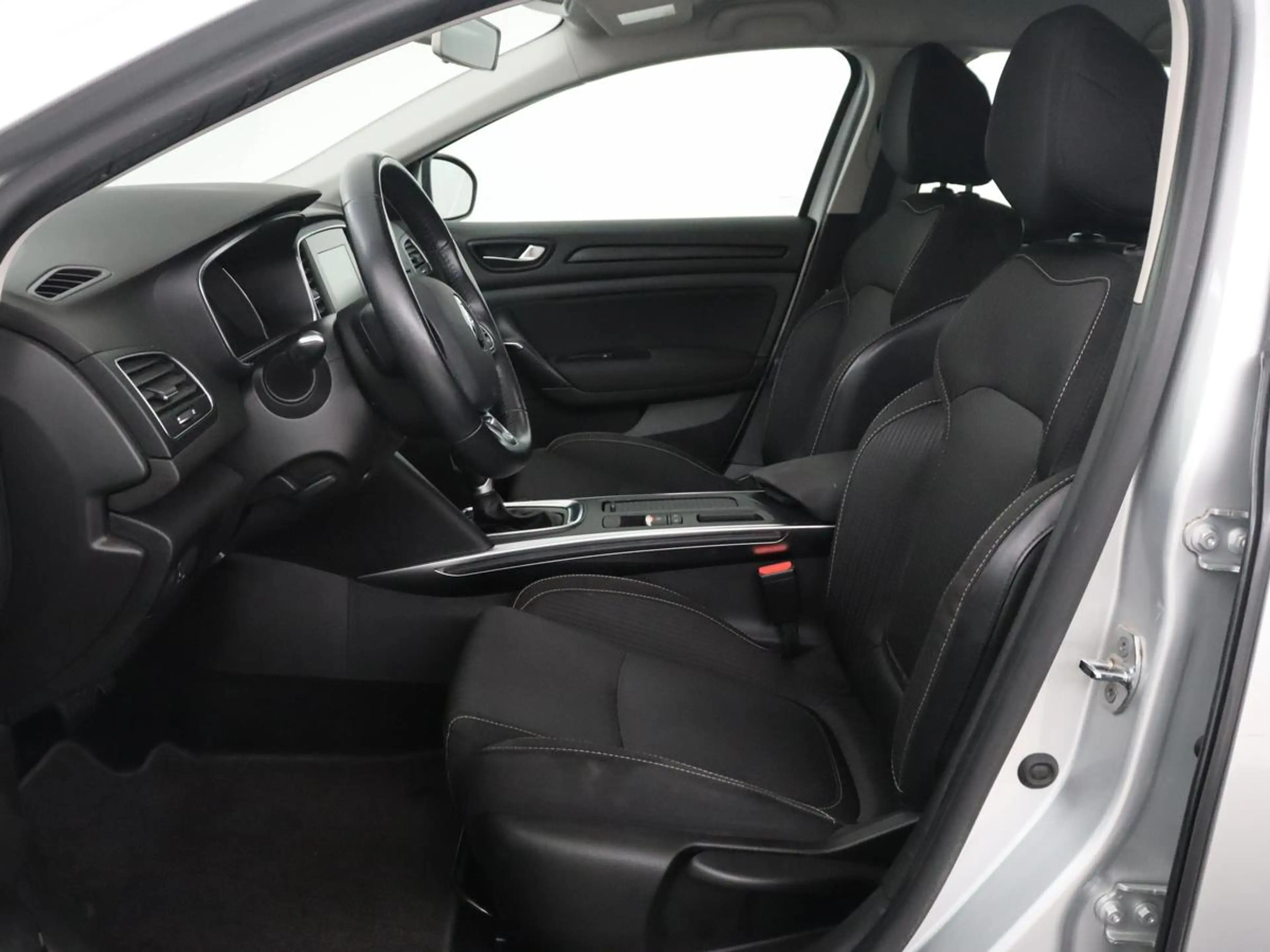 Renault Megane Estate 1.5 dCi Limited | Trekhaak | Parkeerhulp | — photo 4