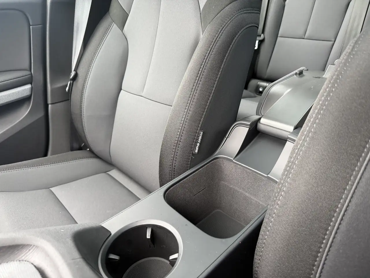 Polestar 2 photo Polestar 2