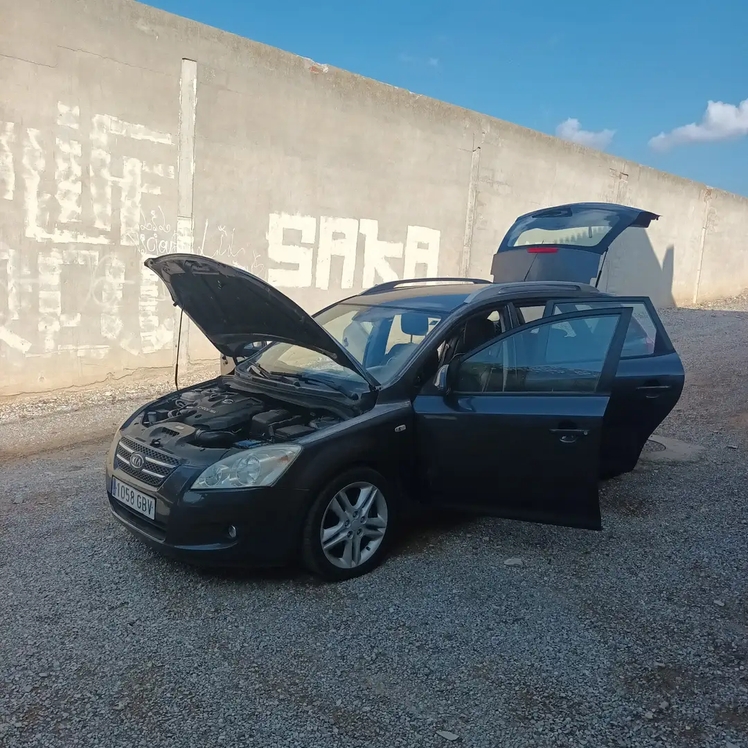 Kia Ceed / cee'd Cee´d 2.0CRDi Emotion - 2