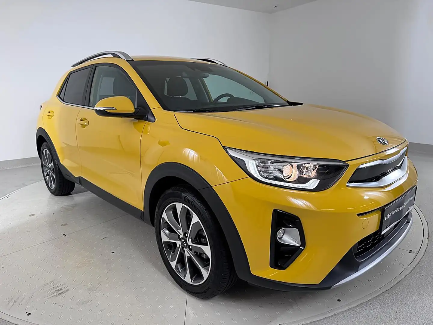 Kia Stonic 1,4 MPI ISG Gold Gelb - 2