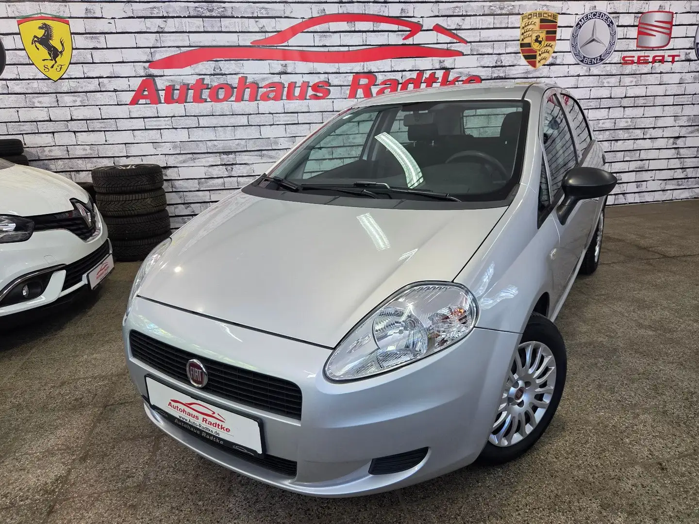 Fiat Punto 150 Anniversario *Tüv & Service NEU* Argent - 1