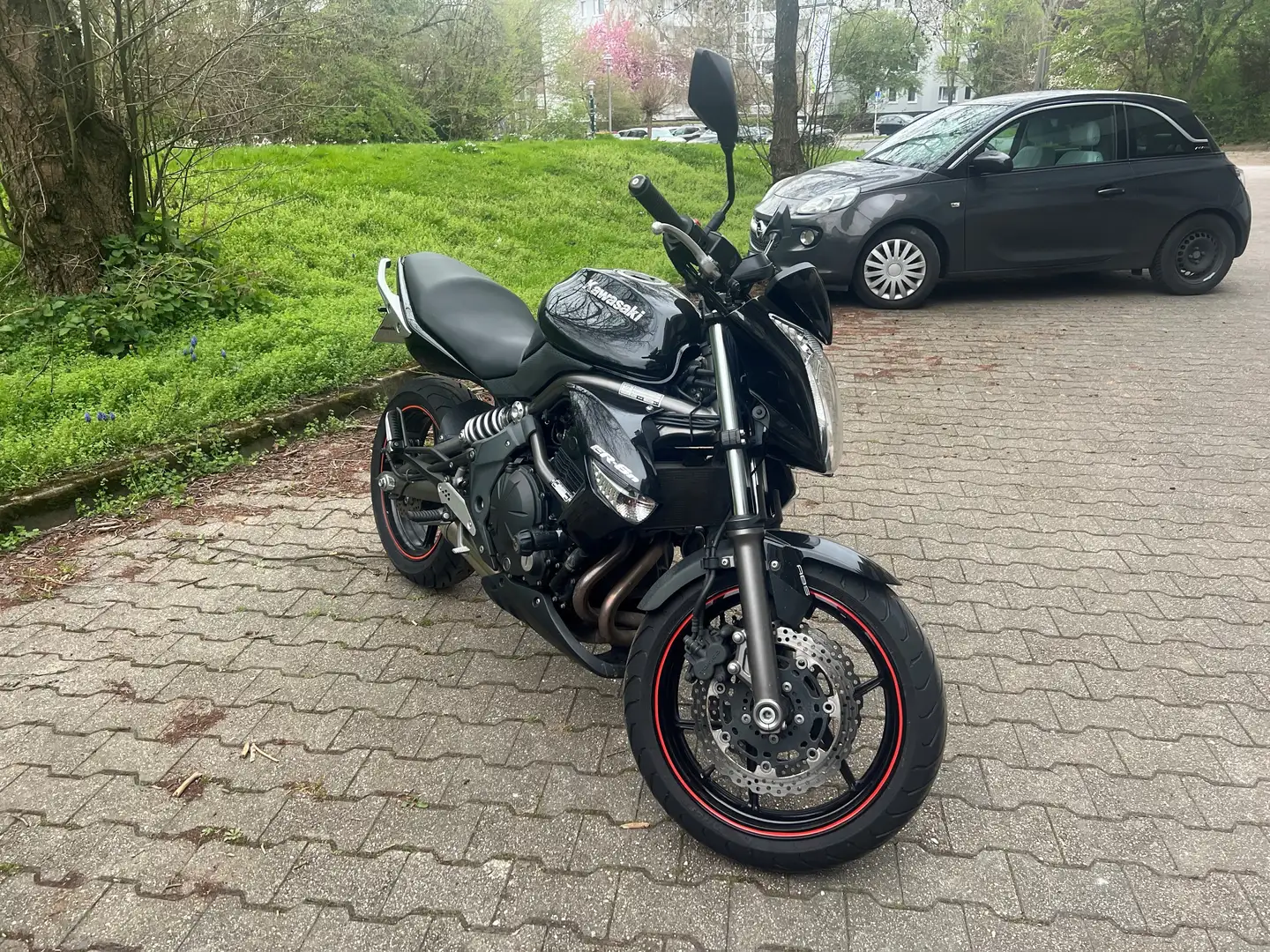 Kawasaki ER - 6 N Schwarz - 1