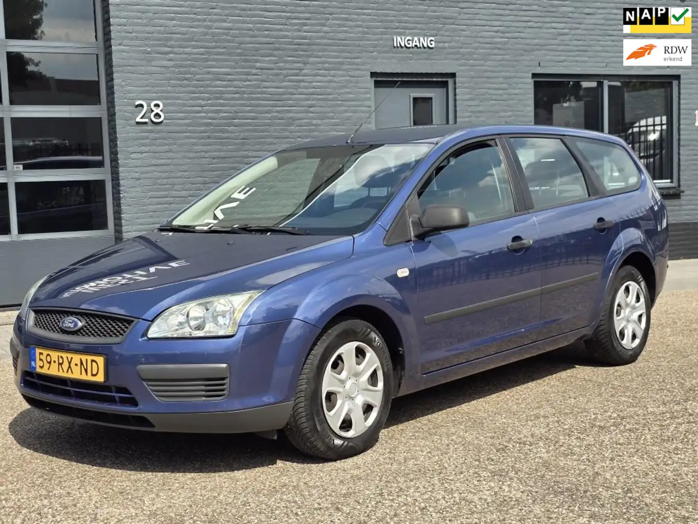 Ford Focus Wagon 1.4-16V Ambiente AIRCO NWE APK EN BEURT KEUR Bleu - 1