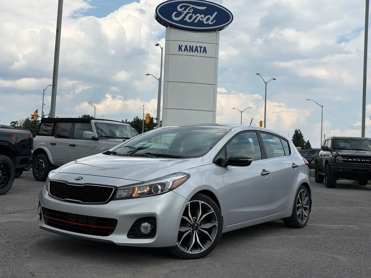 Kia Forte photo Kia Forte