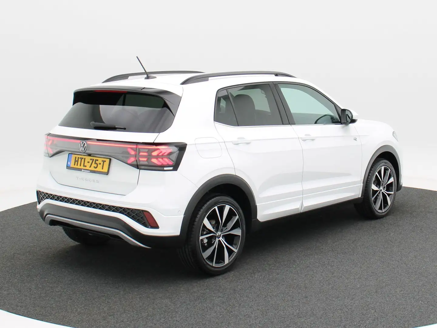 Volkswagen T-Cross 1.5 TSi 150 Pk Automaat R-Line Business | Full LED Wit - 2