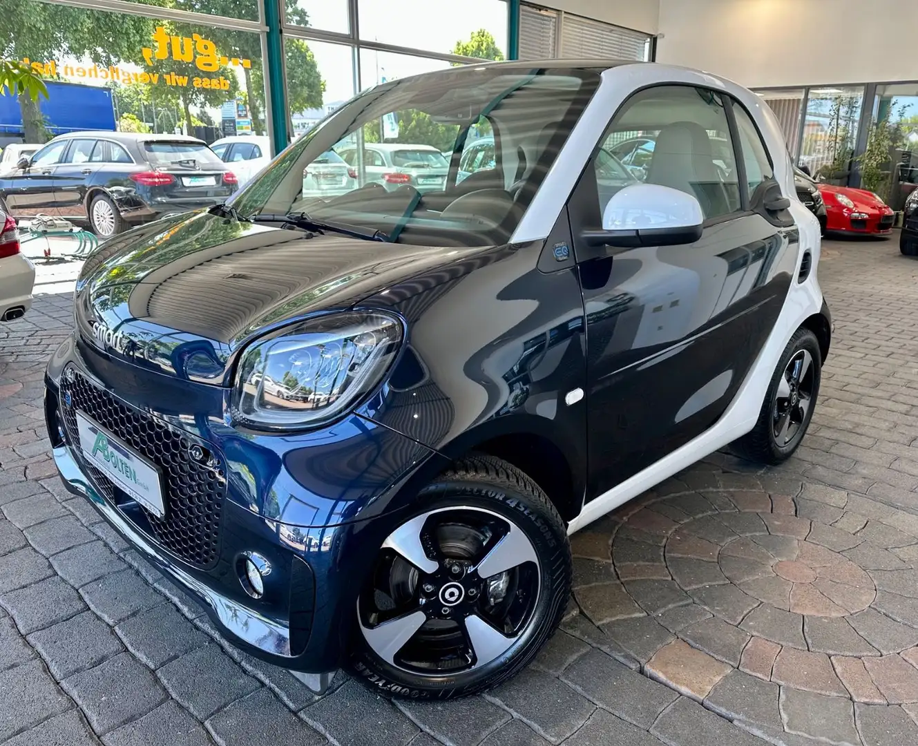smart forTwo EQ-  JBL- Pano-Winter-/Exclusive-Paket Azul - 2