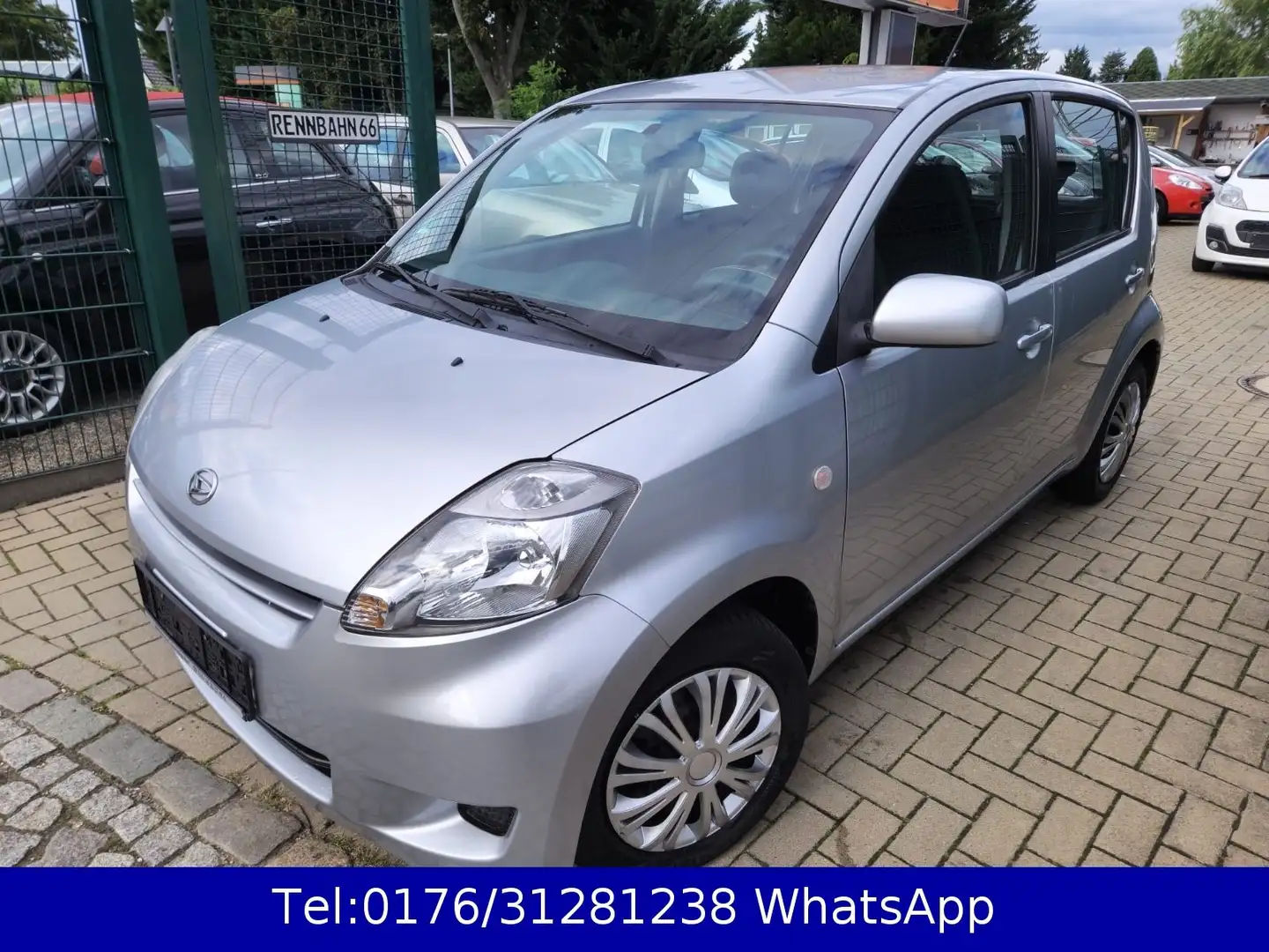 Daihatsu Sirion 1.0 !! Klima !! Tüv-Neu !! 4.Türig !! Silber - 1