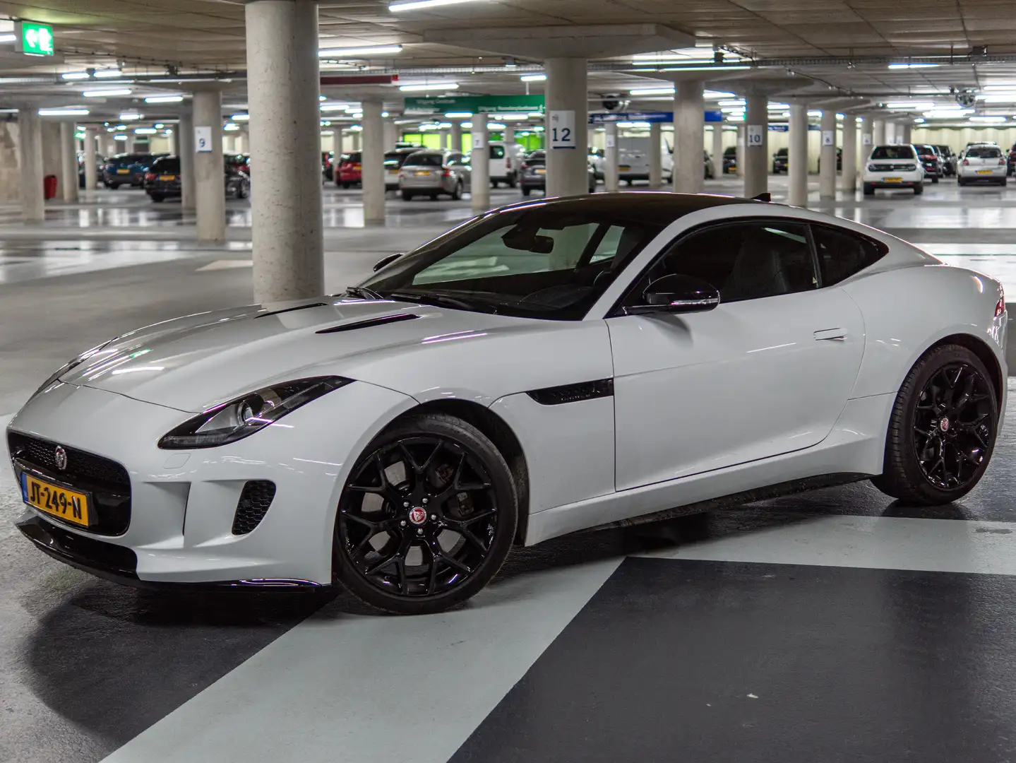Jaguar F-Type 3.0 V6 Coupé | orig. NL auto | historie aanwez. Wit - 1