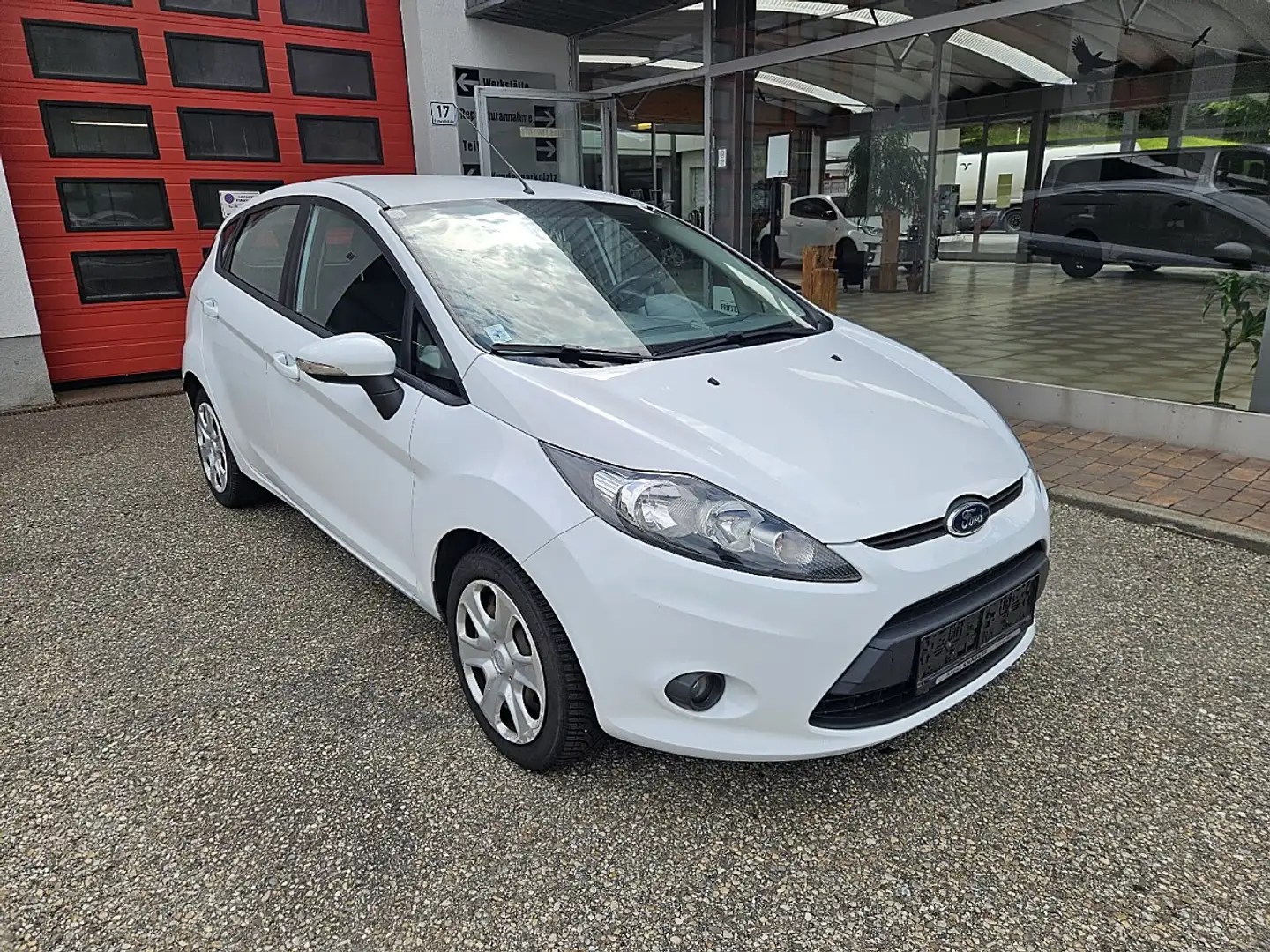 Ford Fiesta Trend 1,4 TDCi DPF Weiß - 2
