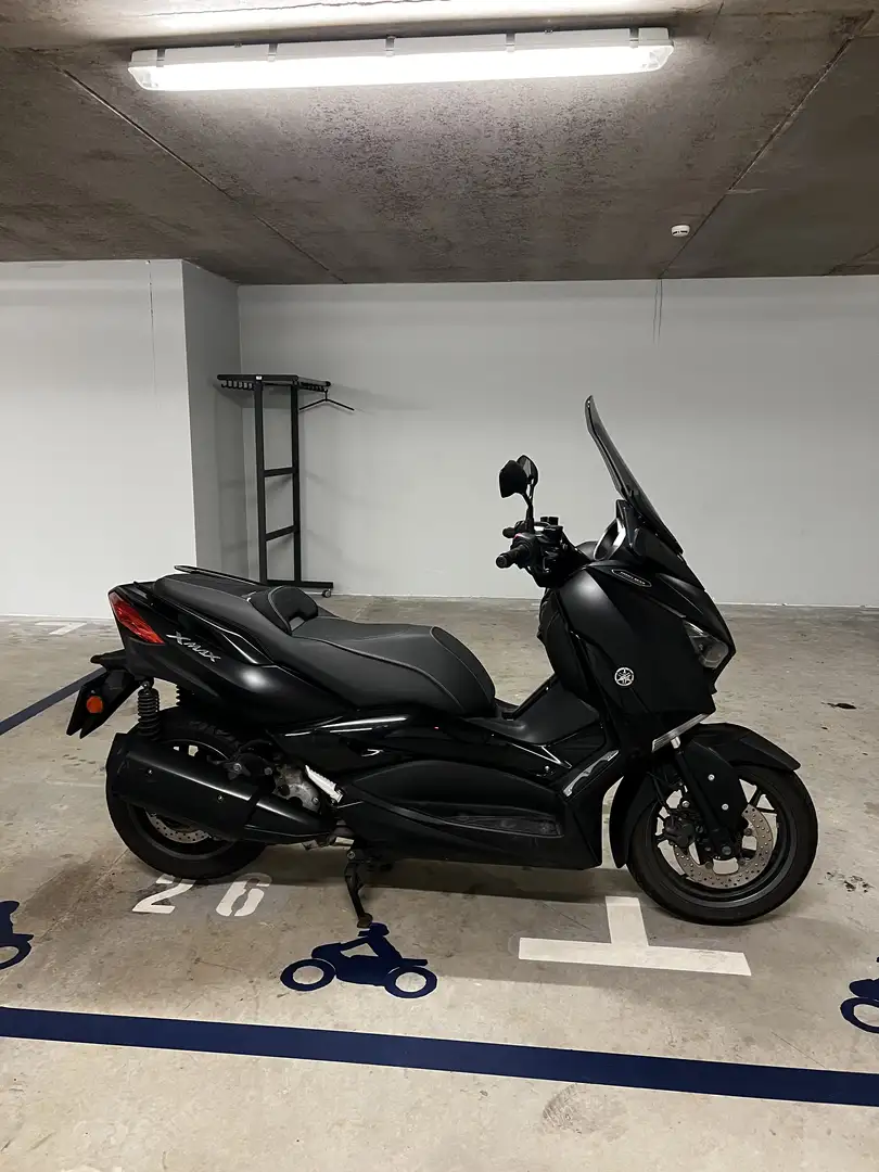 Yamaha X-Max 300 IRON MAX ABS Zwart - 2