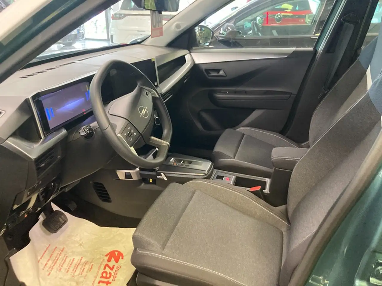 Opel Frontera 1.2 Hybrid Edition 16