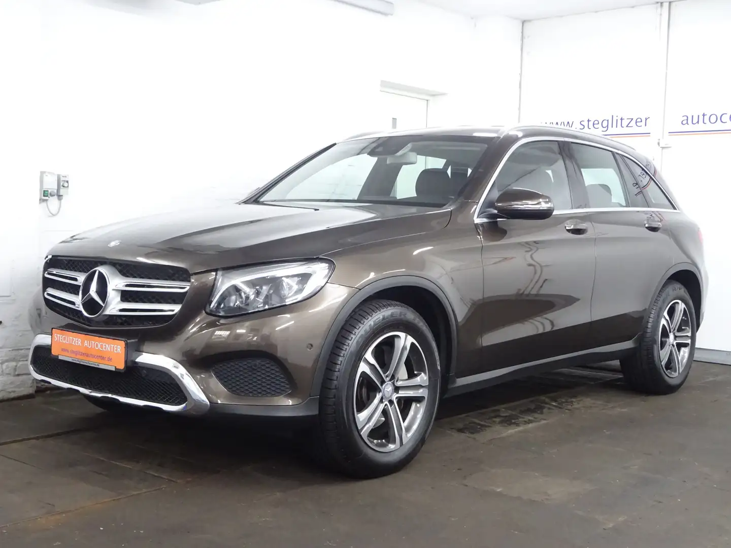 Mercedes-Benz GLC 220 d 4Matic Exclusive 9G AHK/LED/Kamera/PDC/Navi/StHz Bruin - 1