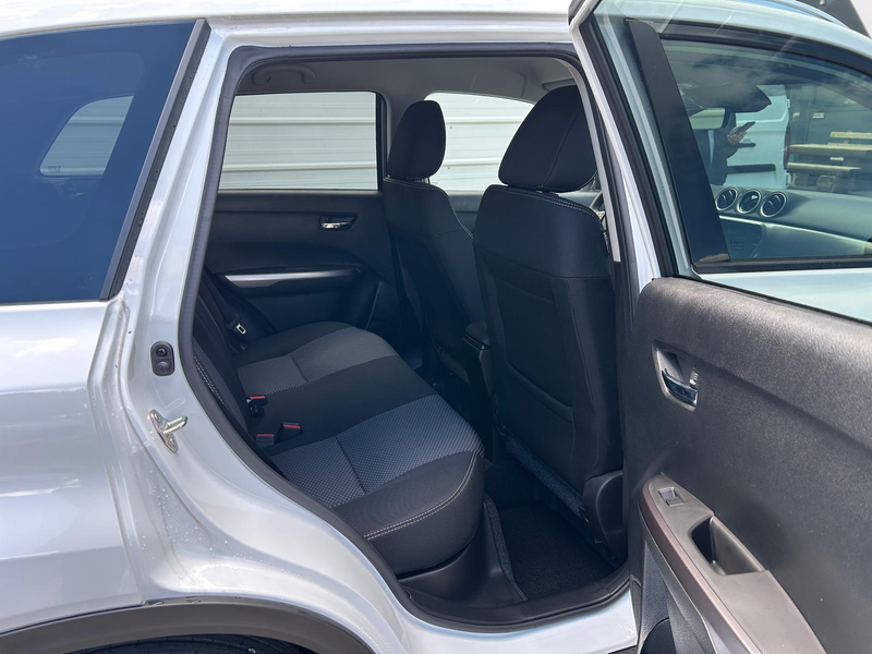 Suzuki Vitara Comfort 1.4 MHEV AT 4WD Android Auto*Navi*SHZ*ACC* — photo 15