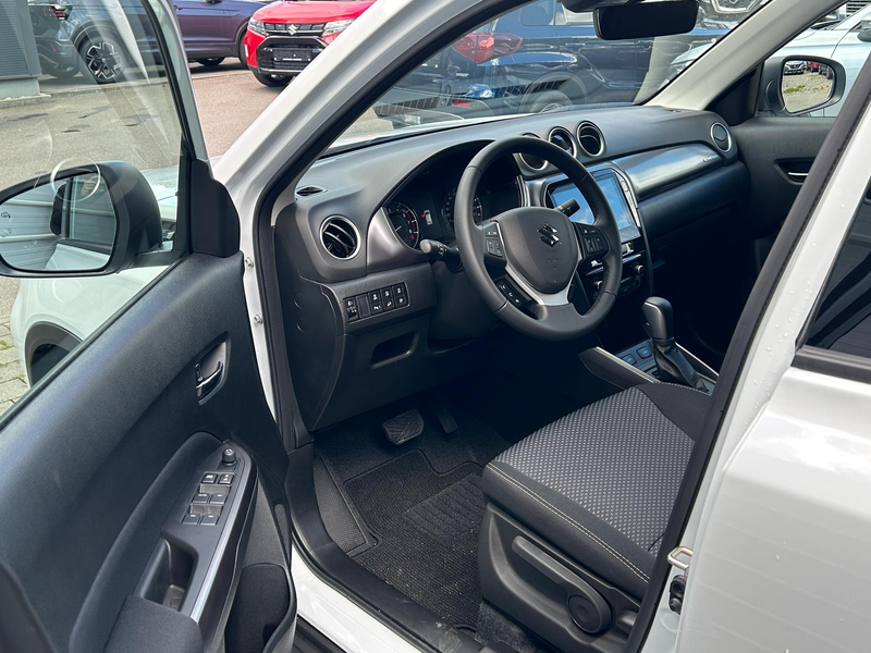 Suzuki Vitara Comfort 1.4 MHEV AT 4WD Android Auto*Navi*SHZ*ACC* — photo 7