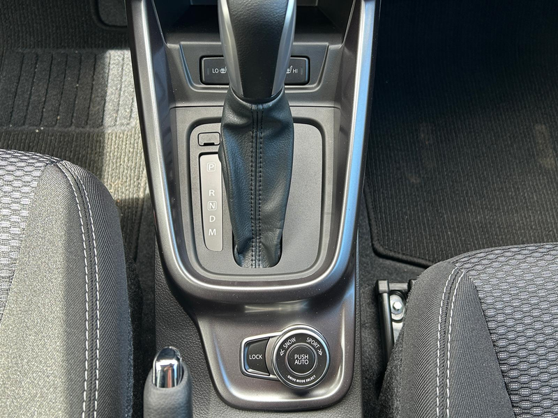 Suzuki Vitara Comfort 1.4 MHEV AT 4WD Android Auto*Navi*SHZ*ACC* — photo 12