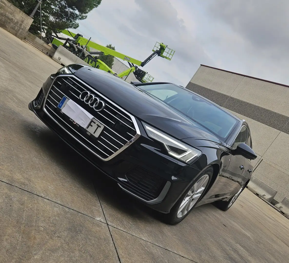 Audi A6 Avant 45 TDI quattro S tronic Negro - 1