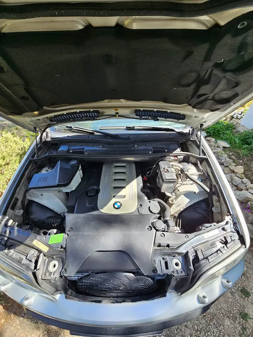 BMW X5 3.0d Aut. Gris - 2