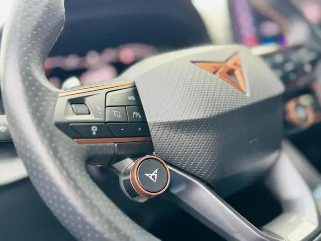 Cupra Formentor view 5