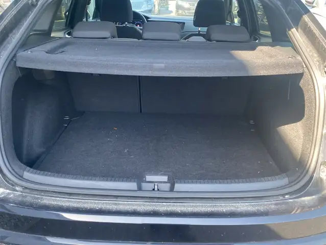 Volkswagen Taigo view 9