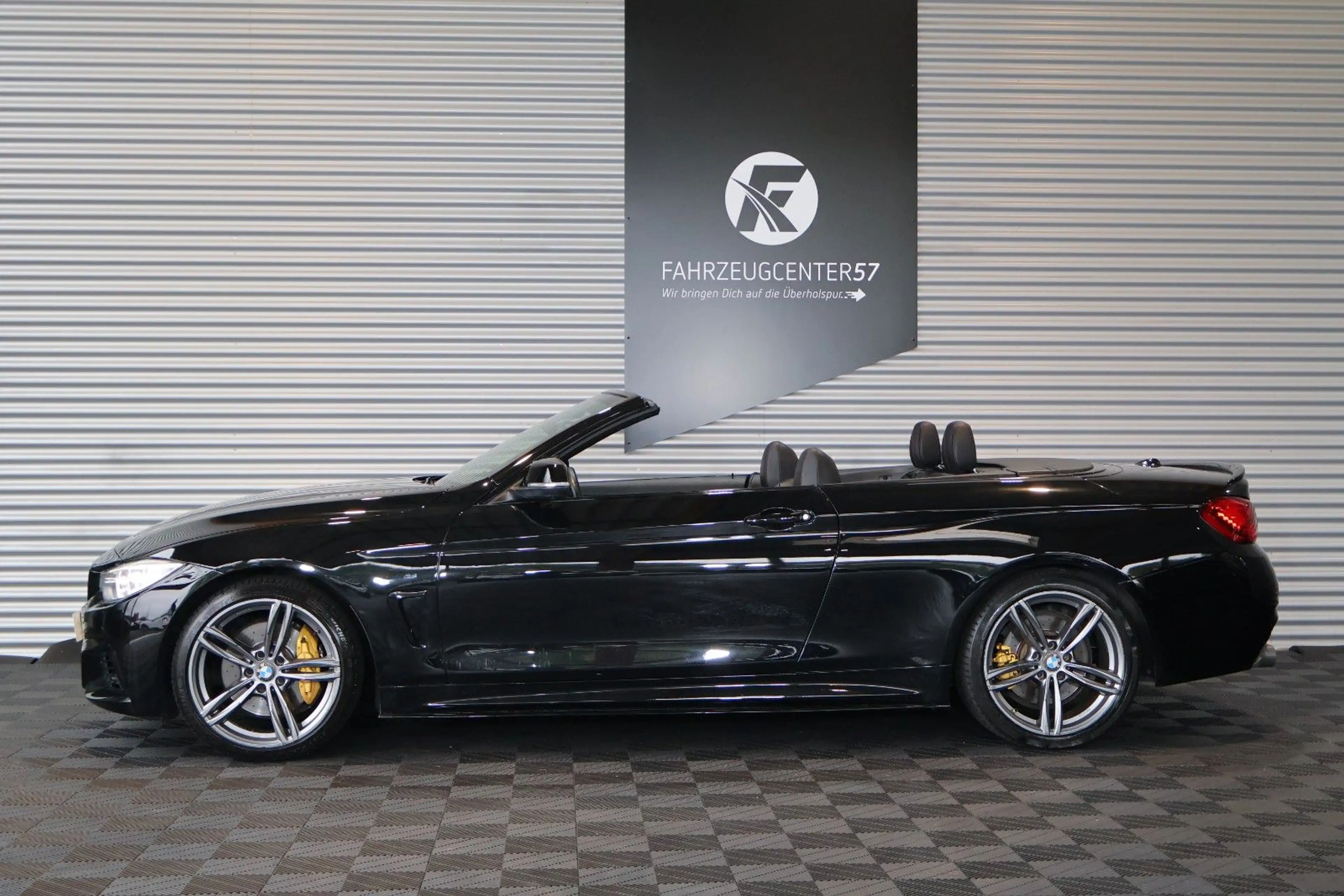 BMW 435 i Cabrio M-PAKET HUD/H&K/KAMERA/TOTW/RFK — photo 2