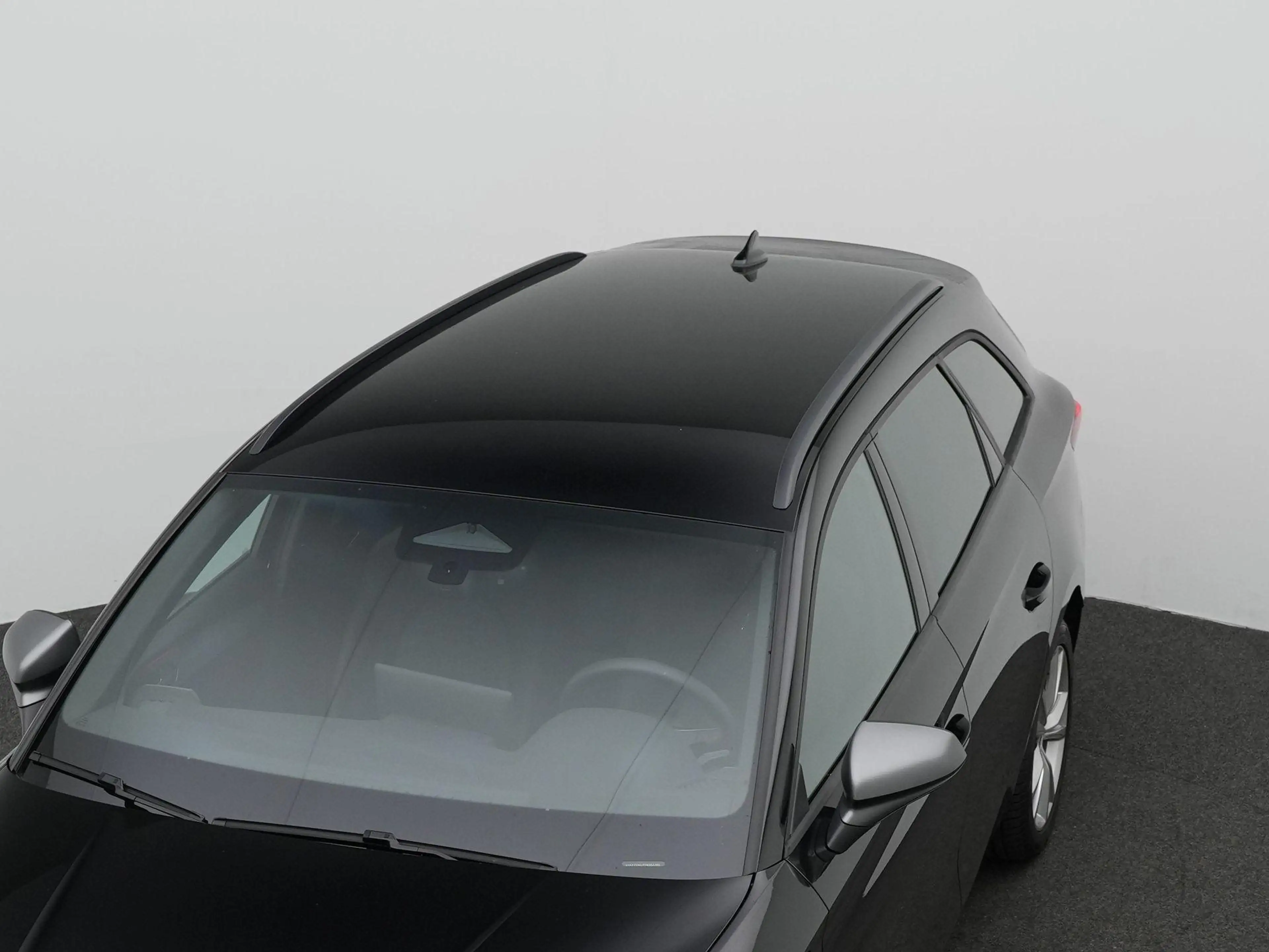 SEAT Leon e-Hybrid Sportstourer FR Business 1.5 TSI eHybrid 204 pk | — photo 12