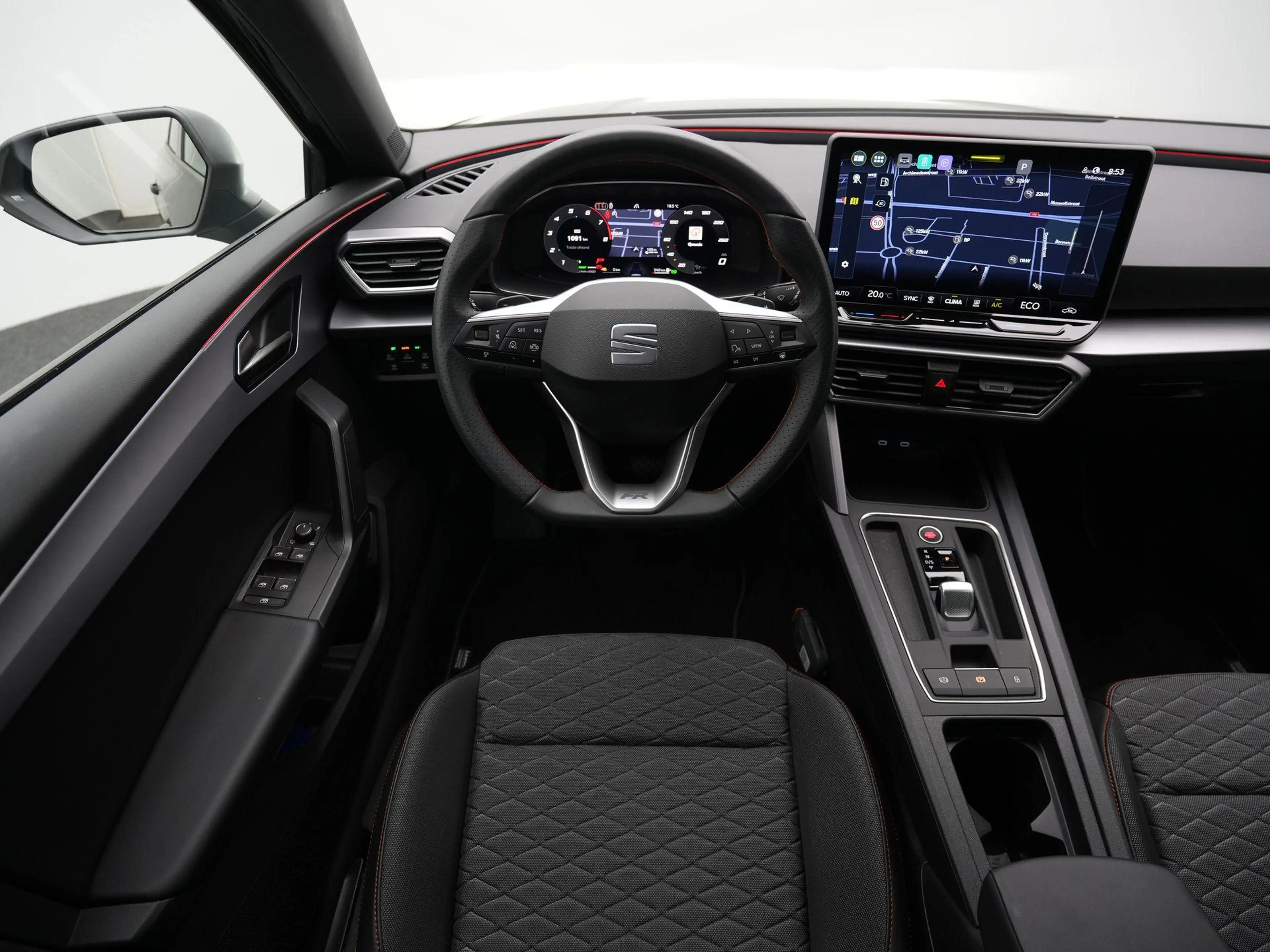 SEAT Leon e-Hybrid Sportstourer FR Business 1.5 TSI eHybrid 204 pk | — photo 7
