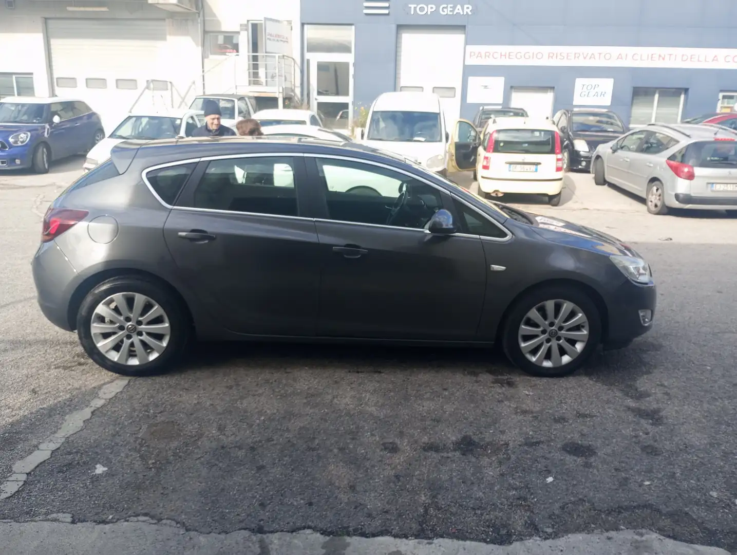 Opel Astra 5p 1.7 cdti Cosmo 110cv - 2