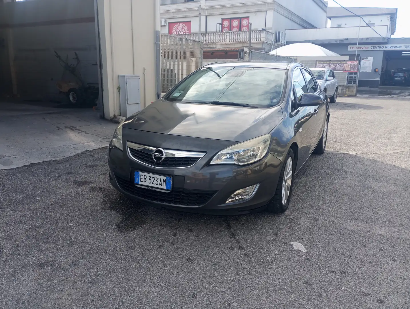 Opel Astra 5p 1.7 cdti Cosmo 110cv - 1