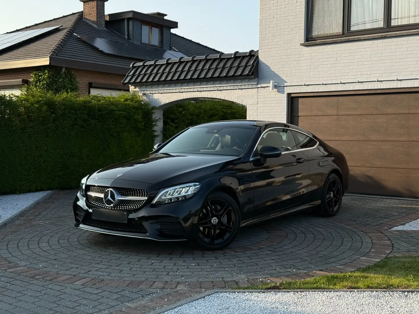 Mercedes-Benz C 180 Coupé/AMG Line/Automaat/Carplay/LED/Navi/Black Noir - 1