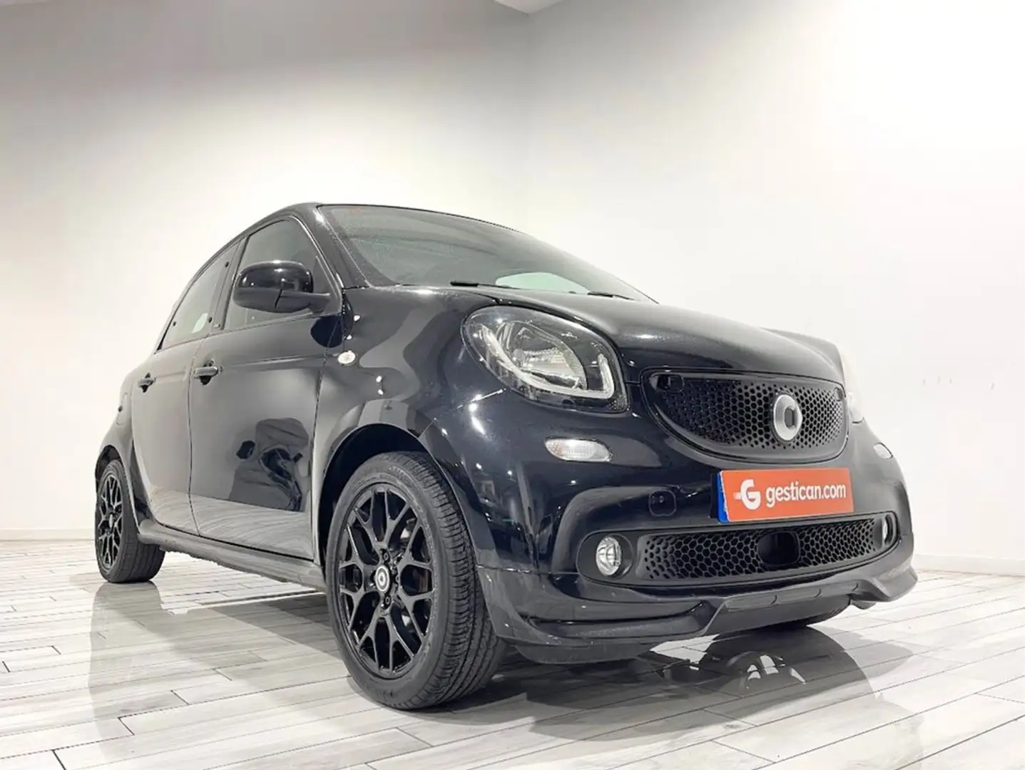 smart forFour 0.9 66kW (90CV) S/S Negro - 2