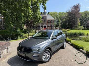 1.5 TSI Style | Camera | Keyless |