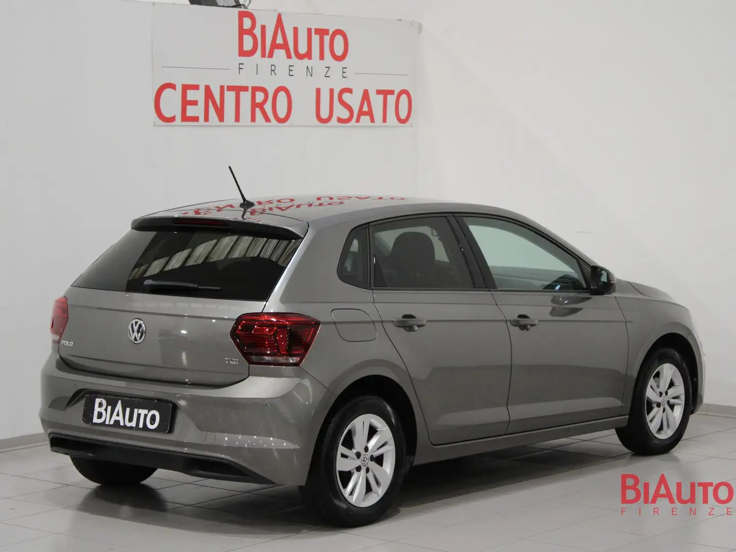 Volkswagen Polo Polo 1.0 TGI 5p. Comfortline BlueMotion Technology Gris - 2