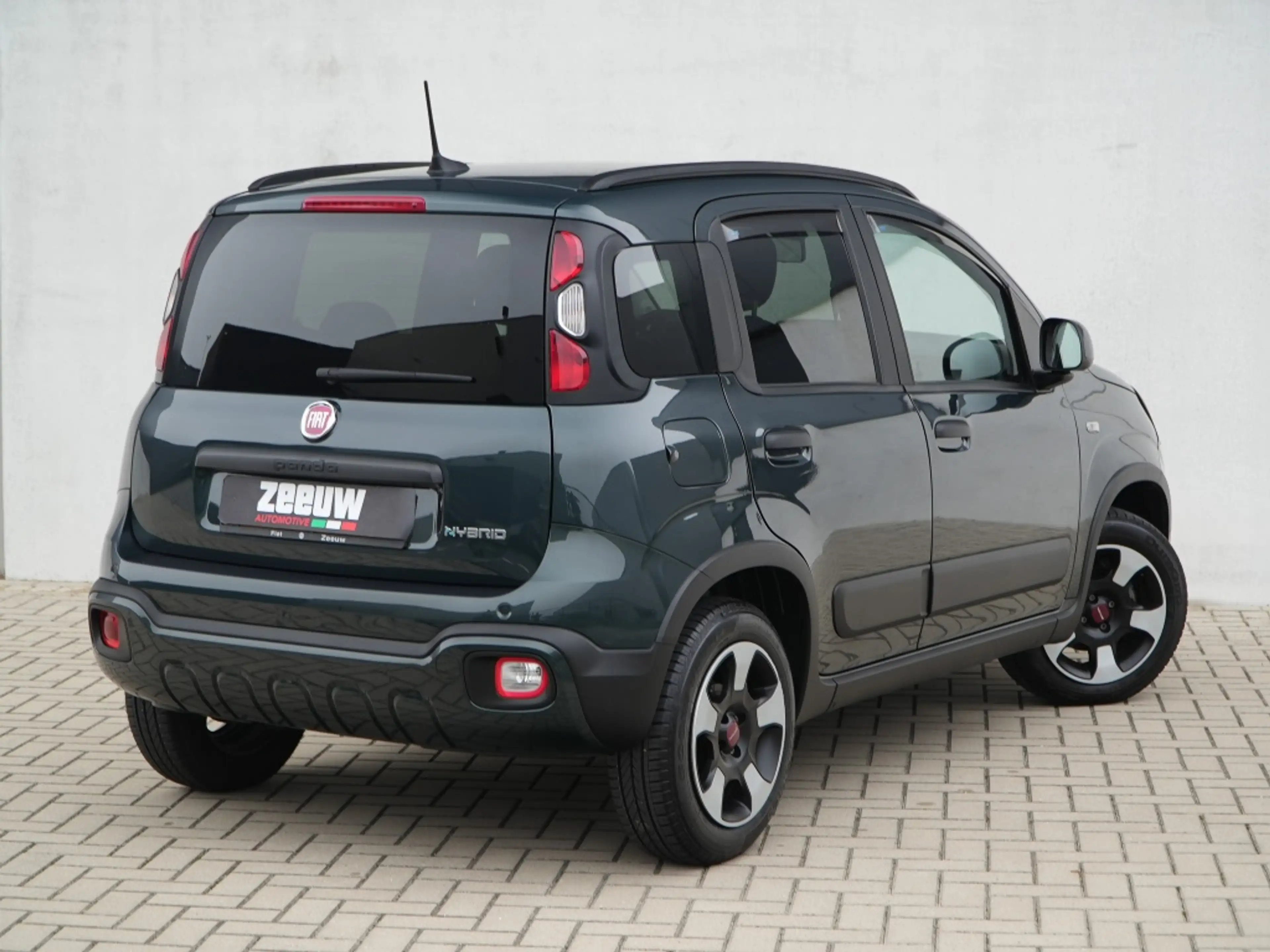 Fiat Panda 1.0 Hybrid 70 PK Cross | Carplay | PDC | Verde Vor — photo 7
