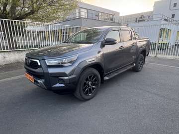 DBLE CAB 4WD 2.8. D-4D BVA INVINCIBLE