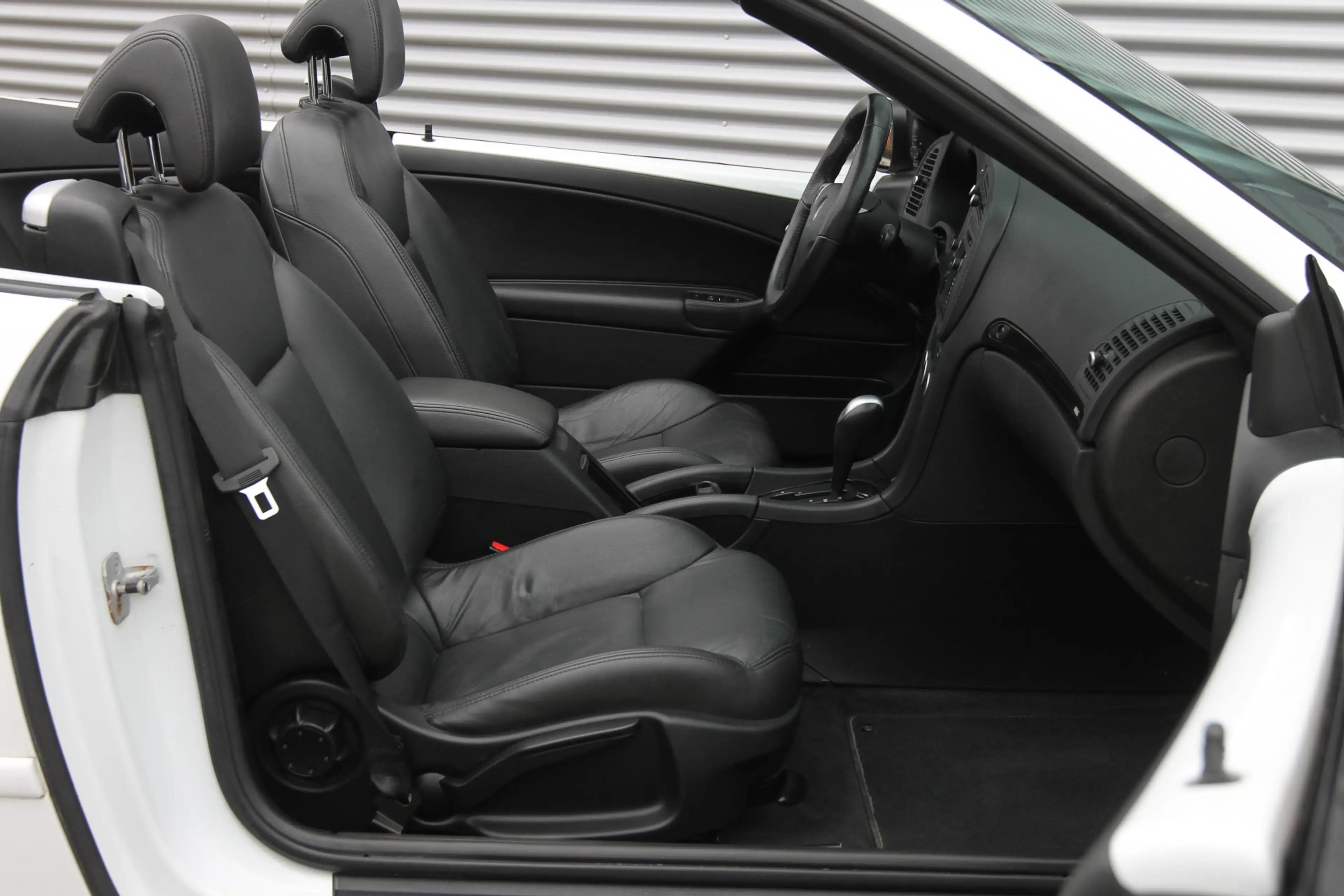 Saab 9-3 Cabrio 1.9 TiD Vector I AUT. I NAVI I AIRCO — photo 11